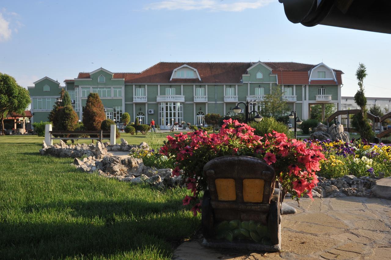Hotel Zeleni Vir Nis Exterior foto