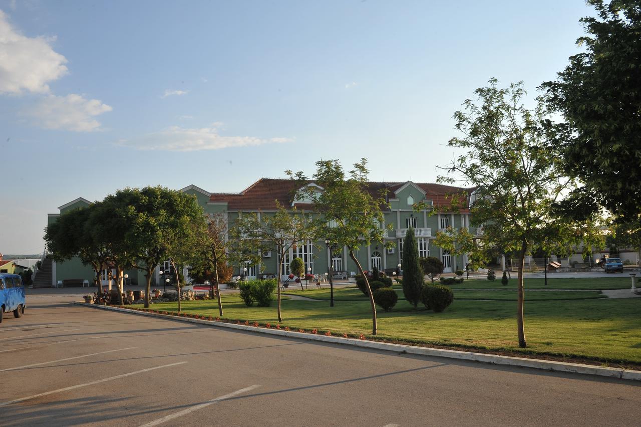Hotel Zeleni Vir Nis Exterior foto